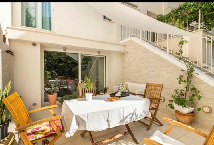 Meraki B&B Lecce Eksteriør billede